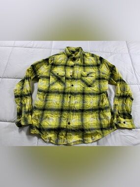 Like new BURTON flannel shirt mens size L